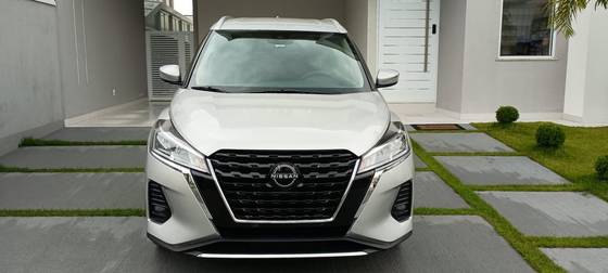 NISSAN KICKS PLAY 1.6 16V FLEXSTART ADVANCE PLUS XTRONIC NISSAN KICKS PLAY 1.6 16V FLEXSTART ADVANCE PLUS XTRONIC